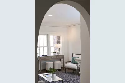 1077 Lanier Boulevard NE, Atlanta, GA 30306 - Photo 9