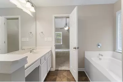 4654 Ravenwood Loop, Union City, GA 30291 - Photo 19