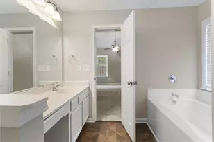 4654 Raven Wood Loop, Union City, GA 30291 - Photo 19