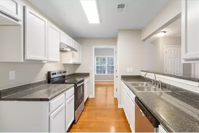 4654 Ravenwood Loop, Union City, GA 30291 - Photo 7