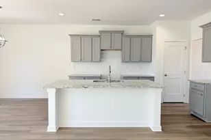 99 Annie Ln, Statham, GA 30666 - Photo 5