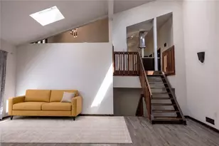 4053 Spalding Hollow, Peachtree Corners, GA 30092 - Photo 5