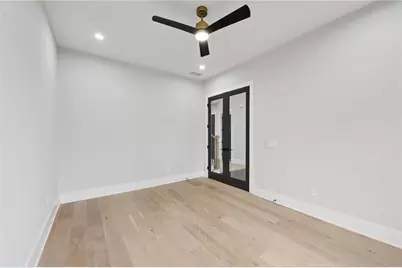 24 Rocking Wood Drive, Auburn, GA 30011 - Photo 9