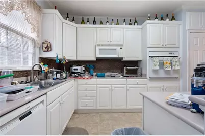 1612 Brentwood Crossing SE, Conyers, GA 30013 - Photo 7