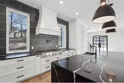 120 Thome Drive, Alpharetta, GA 30022 - Photo 15