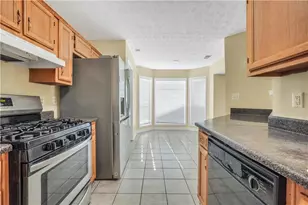 9247 Ryan Ridge Ct, Jonesboro, GA 30238 - Photo 11