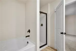 3617 Victoria Dr, Buford, GA 30519 - Photo 29