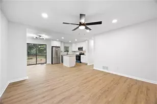 1517 Colony E Cir, Stone Mountain, GA 30083 - Photo 11