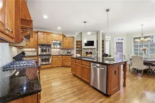 5810 Broadwater Tr, Cumming, GA 30040 - Photo 17