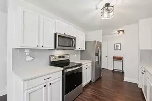 410 Sam Cobb Ct, Woodstock, GA 30188 - Photo 9