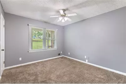 1904 Britt Drive, Snellville, GA 30078 - Photo 25