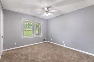 1904 Britt Dr, Snellville, GA 30078 - Photo 25