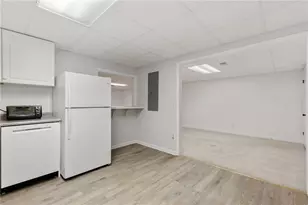 1904 Britt Dr, Snellville, GA 30078 - Photo 41