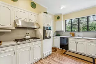 151 Peachtree Battle Ave NW, Atlanta, GA 30305 - Photo 17