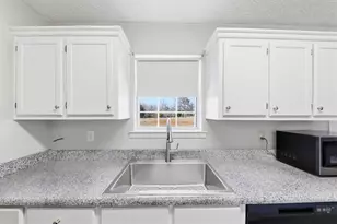 133 Carols Ln, Locust Grove, GA 30248 - Photo 13