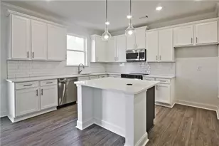 7317 Yewtree Dr, Flowery Branch, GA 30542 - Photo 11