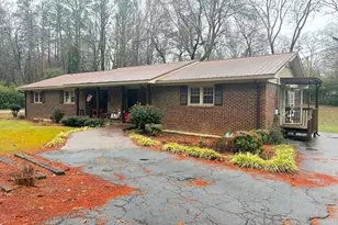 1050 Waddell St, Bremen, GA 30110 - Photo 1