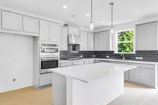 4046 Alderstone Dr, Flowery Branch, GA 30542 - Photo 5