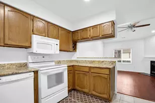 1533 Burnstone Dr, Stone Mountain, GA 30088 - Photo 5