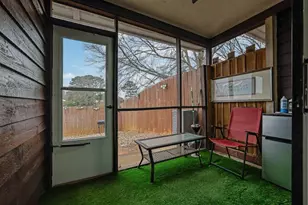 1533 Burnstone Dr, Stone Mountain, GA 30088 - Photo 23