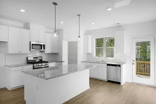 1701 Lansmere St SW, Marietta, GA 30008 - Photo 7