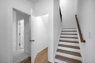 1701 Lansmere St SW, Marietta, GA 30008 - Photo 5