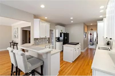 2450 Vivian Circle, Decatur, GA 30030 - Photo 9