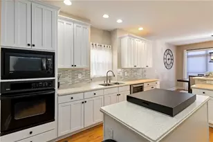 2450 Vivian Cir, Decatur, GA 30030 - Photo 11