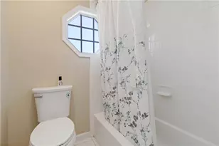 2450 Vivian Cir, Decatur, GA 30030 - Photo 17