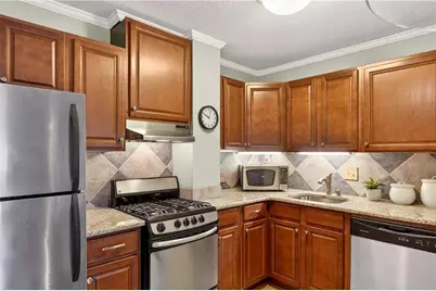 2285 Peachtree Road NE #1106, Atlanta, GA 30309 - Photo 5