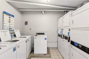 2285 Peachtree Rd NE, Atlanta, GA 30309 - Photo 17