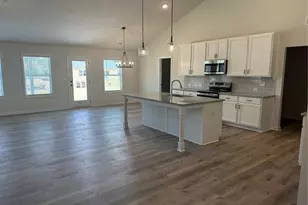 315 Rodeo Dr, Auburn, GA 30011 - Photo 3