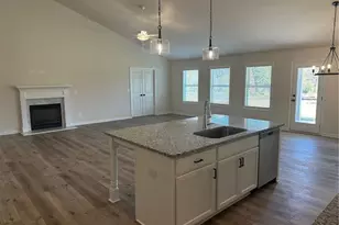 315 Rodeo Dr, Auburn, GA 30011 - Photo 7