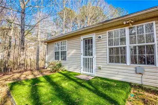 902 Yellow Pine Cir, Winder, GA 30680 - Photo 25