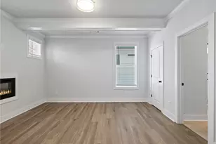 2219 Reserve Park Ln, Lawrenceville, GA 30043 - Photo 3