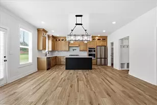 2219 Reserve Park Ln, Lawrenceville, GA 30043 - Photo 17