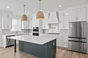 2219 Reserve Park Ln, Lawrenceville, GA 30043 - Photo 11