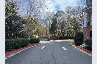 1027 Pearl Point, Atlanta, GA 30328 - Photo 63