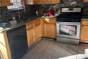 970 Melrose Parke Pl, Lawrenceville, GA 30044 - Photo 3