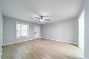 690 Bellemeade, Marietta, GA 30008 - Photo 3