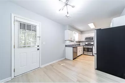 690 Bellemeade, Marietta, GA 30008 - Photo 7