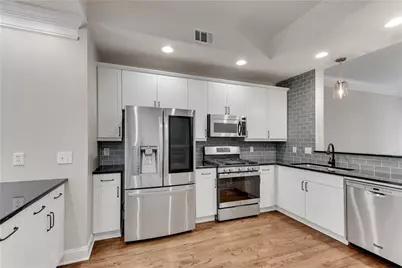 793 Inman Mews Drive NE, Atlanta, GA 30307 - Photo 3