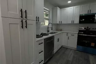 3326 Moravia Dr, Lithonia, GA 30038 - Photo 5