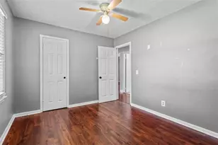 129 Green Meadow Ln, Calhoun, GA 30701 - Photo 9