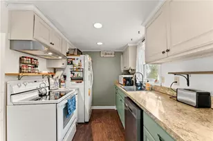 4539 Cash Dr, Flowery Branch, GA 30542 - Photo 11