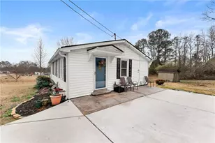 4539 Cash Dr, Flowery Branch, GA 30542 - Photo 3