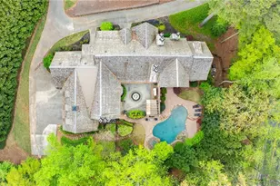 105 Kingston Manor, Atlanta, GA 30342 - Photo 9