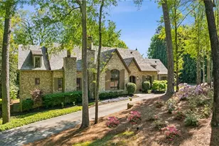 105 Kingston Manor, Atlanta, GA 30342 - Photo 5