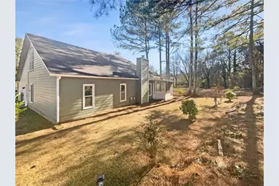 3885 Hadley Farm Drive, Marietta, GA 30066 - Photo 9