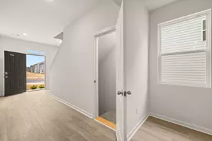 4428 Manor Hill Dr, Union City, GA 30291 - Photo 3